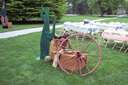 hay barrols cactus fence western theme props